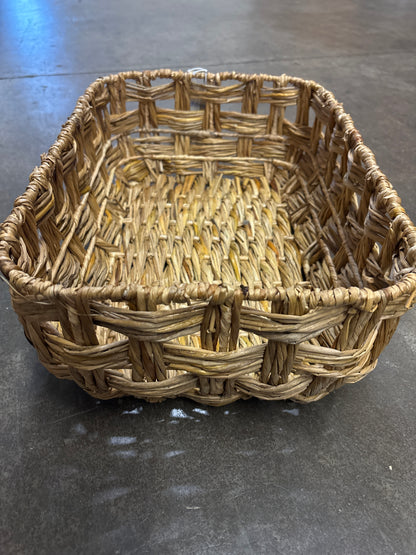 Woven Bulrush Storage Bin (New in packaging) - CLEARANCE