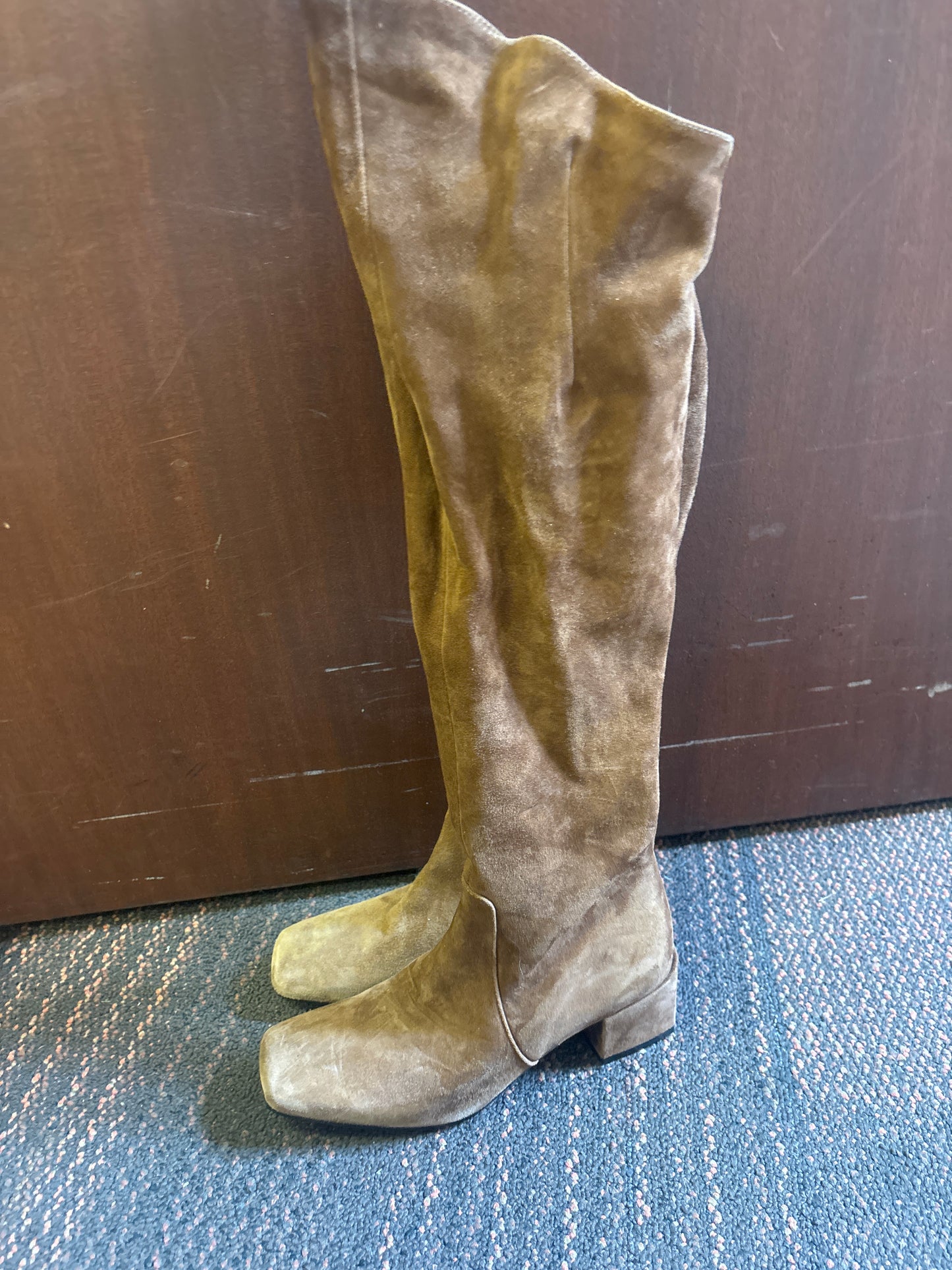 Ladies - Sesto Meucci Raheli Camel Suede Tall Zipper Boots - Size 8M