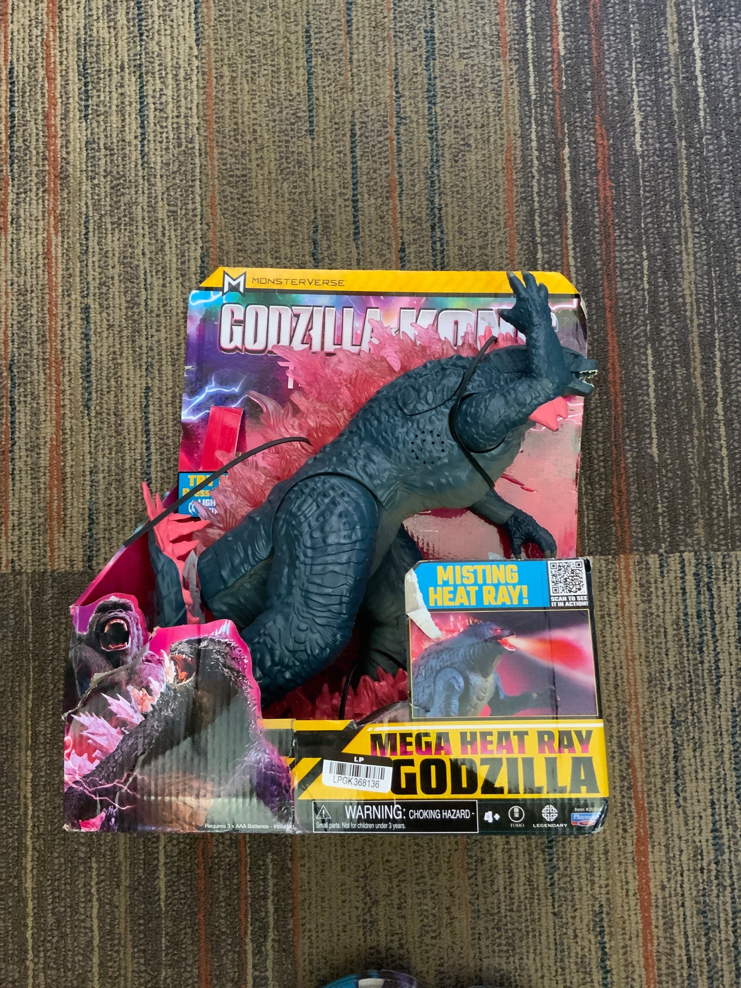 Godzilla x Kong: The New Empire Mega Heat Ray Godzilla
Action Figure