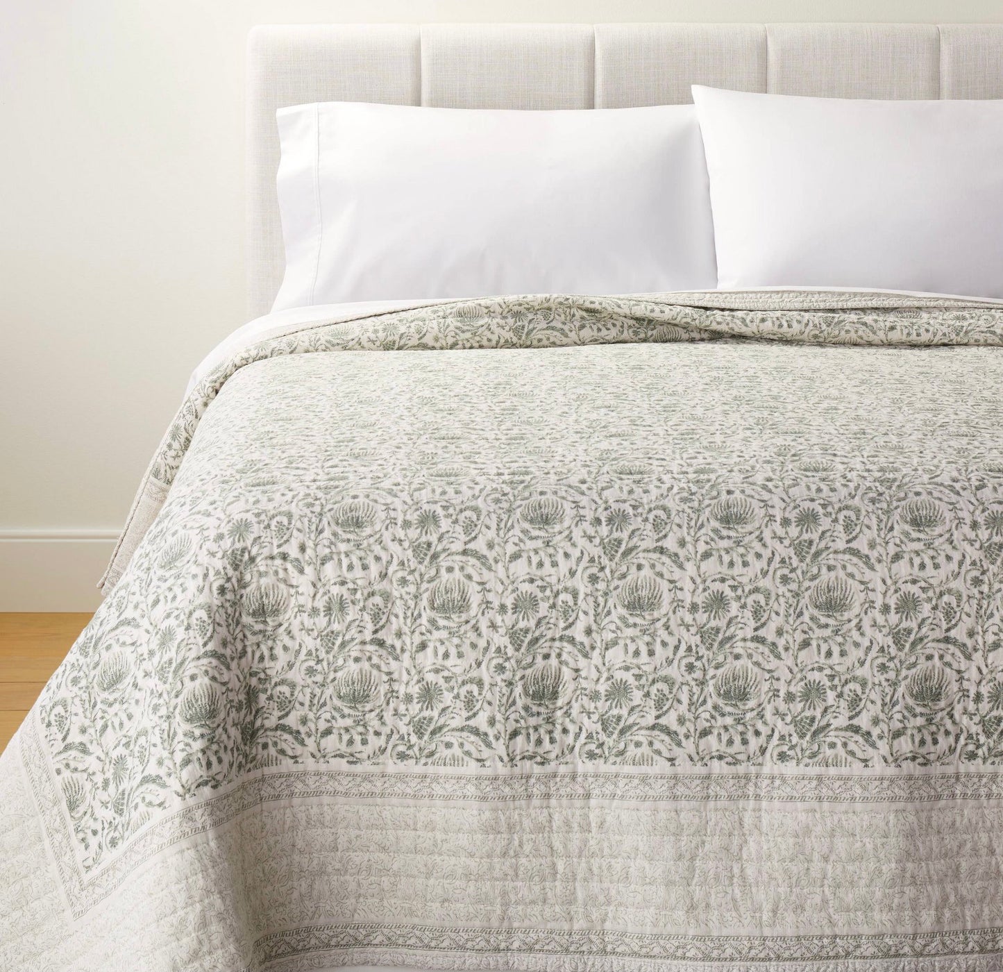 King decorative border cotton slub print quilt - sage green