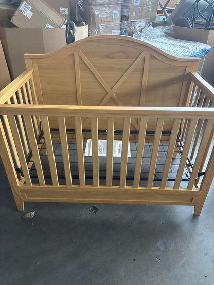 Sawyer Farmhouse DaVinci Crib - ASSEMBLED