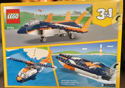 LEGO Creator 3 in 1 Supersonic Jet, Helicopter & Boat
Toy 31126 DAMAGED BOX !!! Has ALL pieces