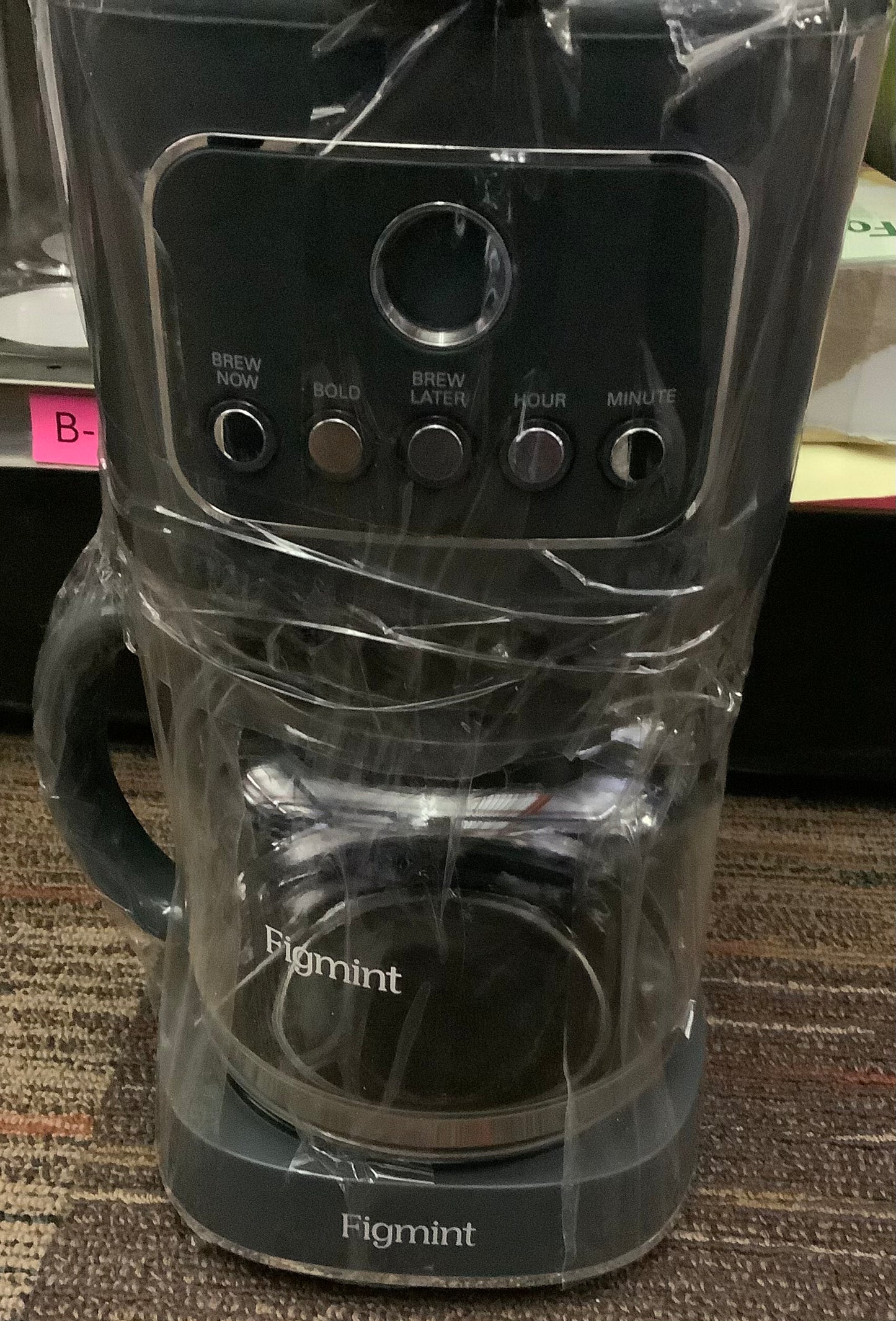 NO BOX!!! AS IS!!! 12 CUP COFFEE MAKER