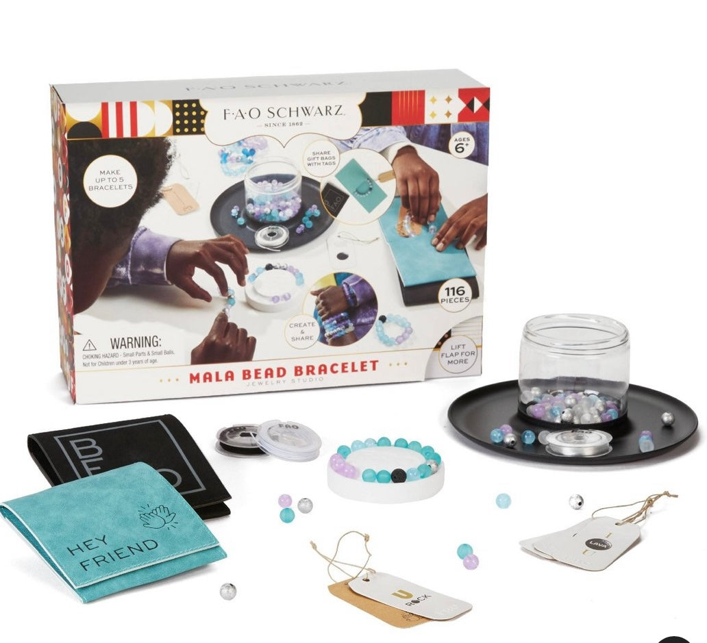 FAO Schwarz Universal Bracelet Maker