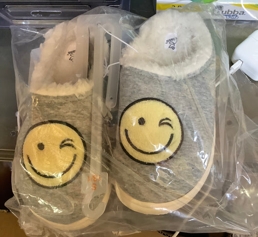 Girl size Small 13/1 Smiley Face Slippers