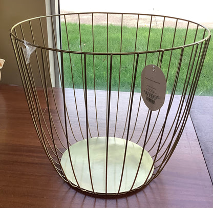 Large Metal Wire Basket Gold BROKEN WIRE SEE PICTURE