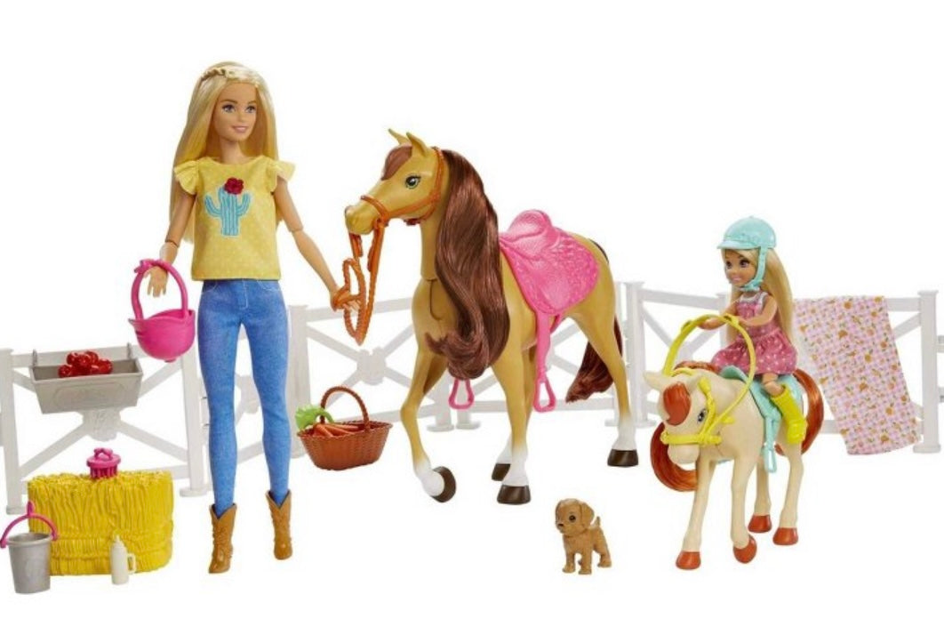 Barbie Hugs 'N' Horses Playset