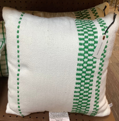 INDOOR/OUTDOOR THROW PILLOWS